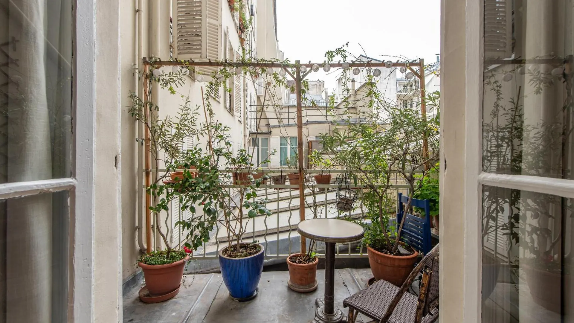 Geranimus Enghien Apartment