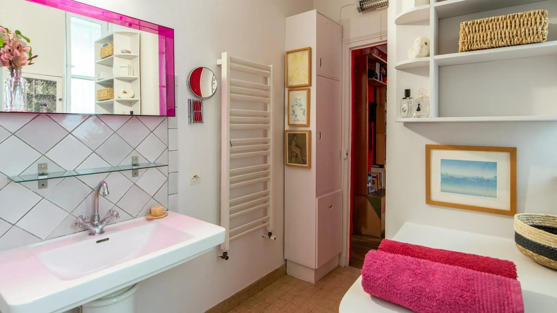 Geranimus Enghien Apartment